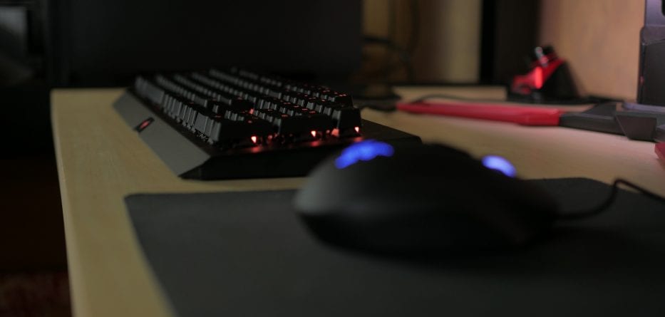 razer_blackwidow_xchroma-22