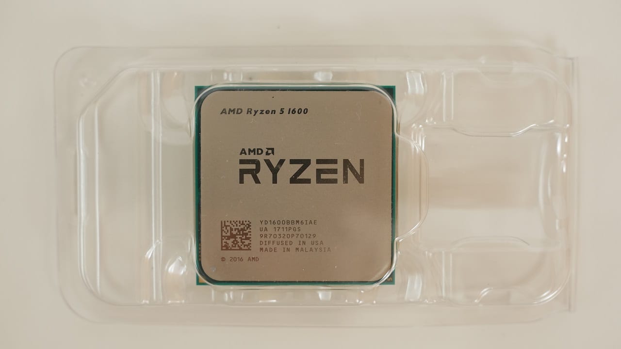 AMD Ryzen 5 1600X – Processore 3.6 GHz, 6 Core/12 Thread, Socket AM4, 14 Nm, 95W, Senza Ventola Inclusa