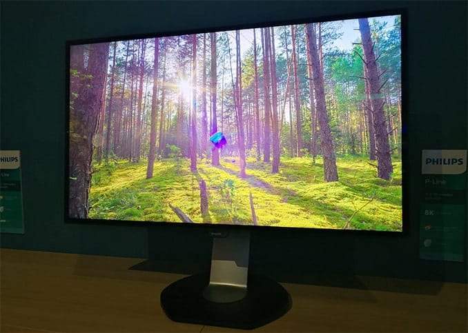 Philips annuncia il monitor 8K UHD 328P8K con HDR 400