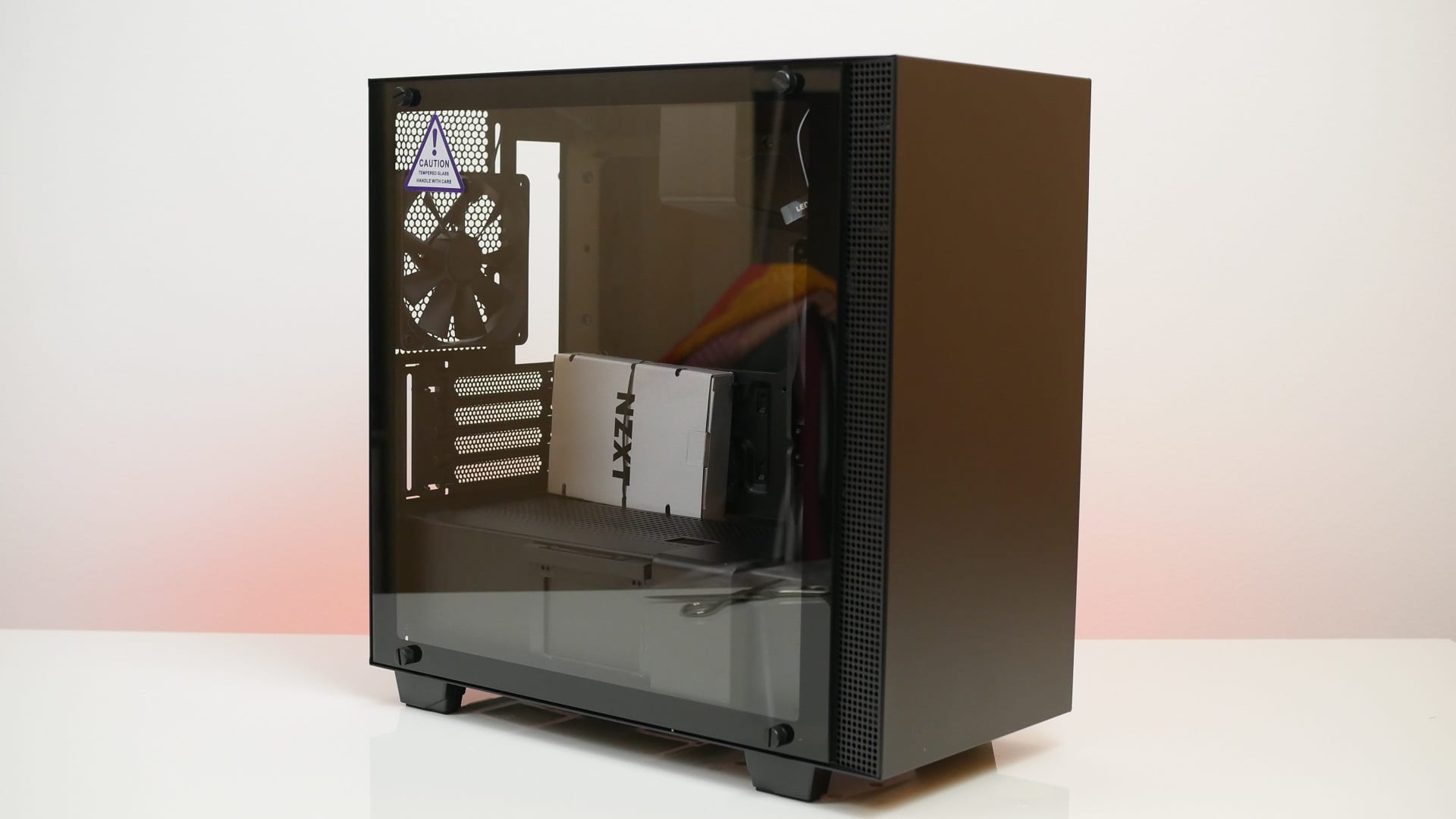 NZXT H400i – Recensione