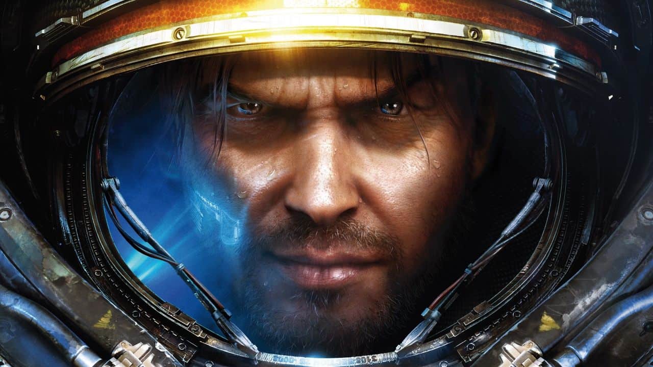 Come giocare con i piedi e vincere un torneo a Starcraft