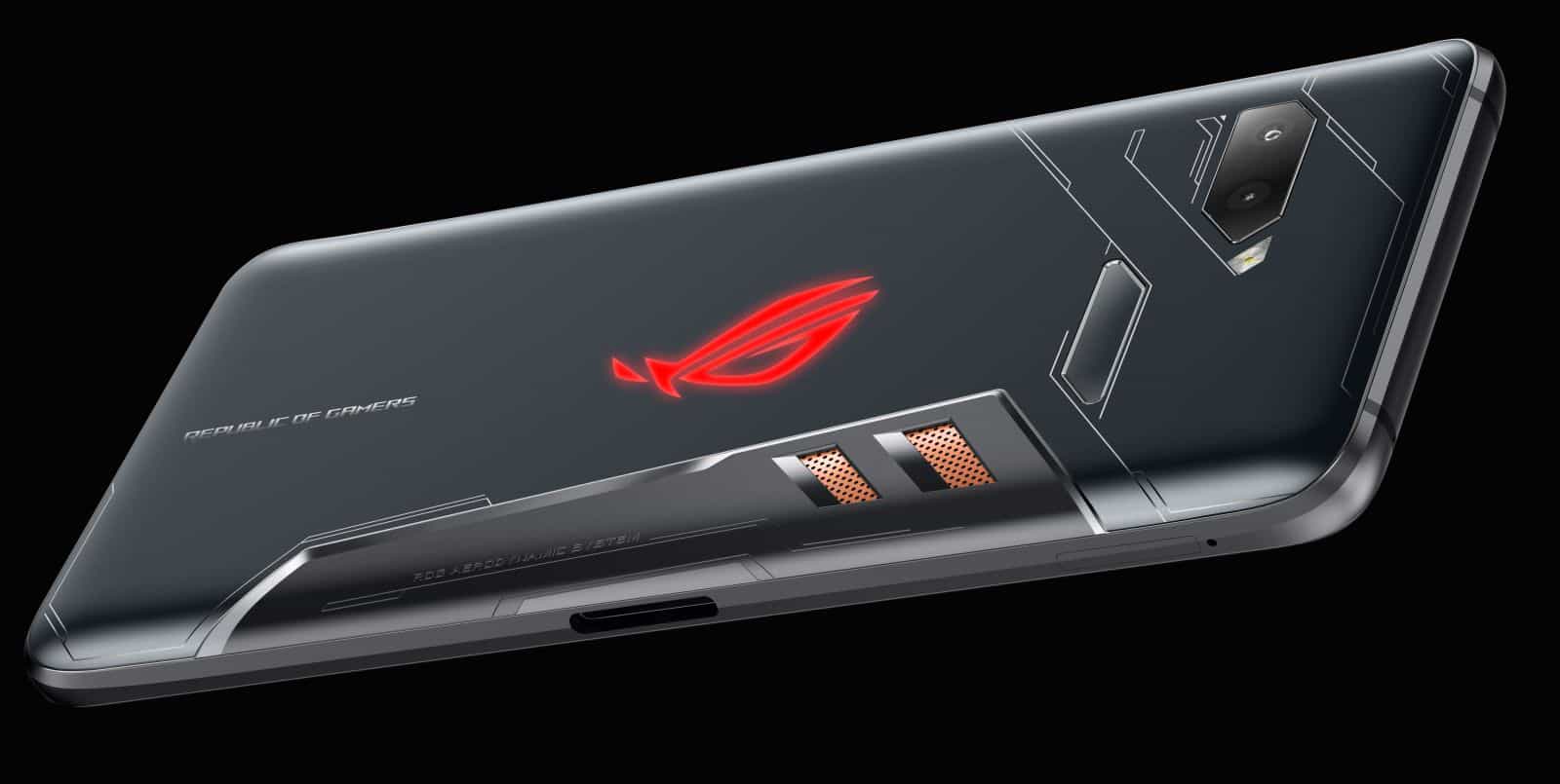 ASUS Republic of Gamers presenta il primo smartphone gaming