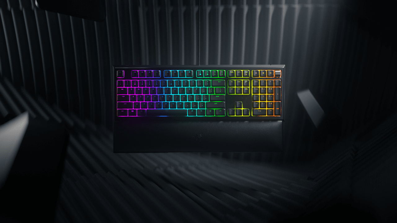 Razer Ornata V2, la nuova tastiera ibrida