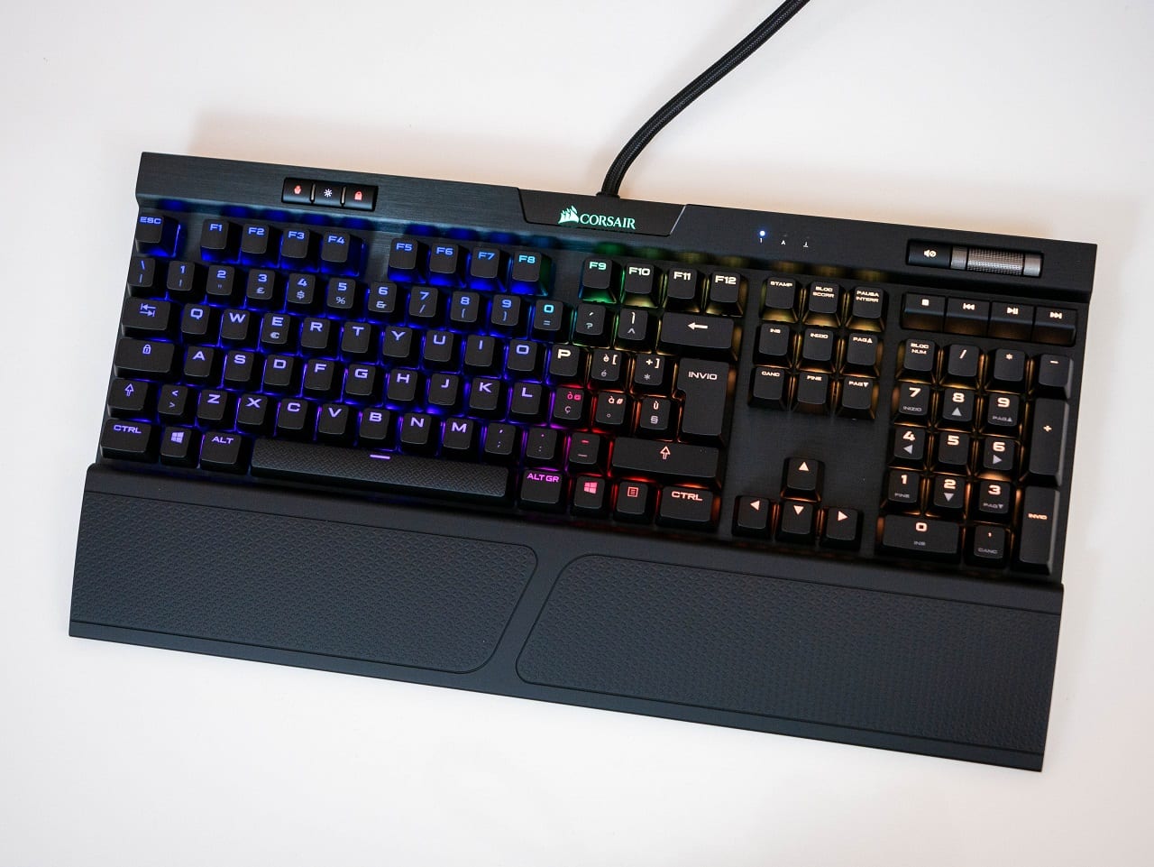 CORSAIR K70 RGB MK.2 Recensione – Una tastiera meccanica sempre con un suo fascino