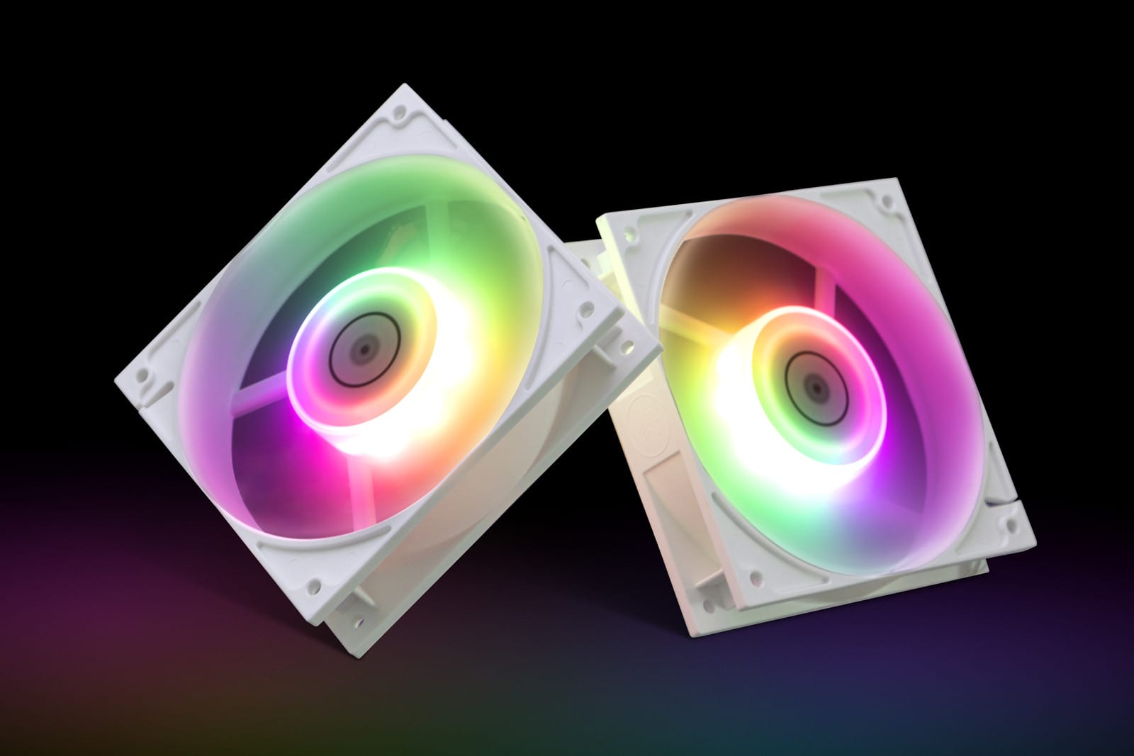 EK Vardar D-RGB White, le ventole bianche d’obbligo per qualsiasi sistema