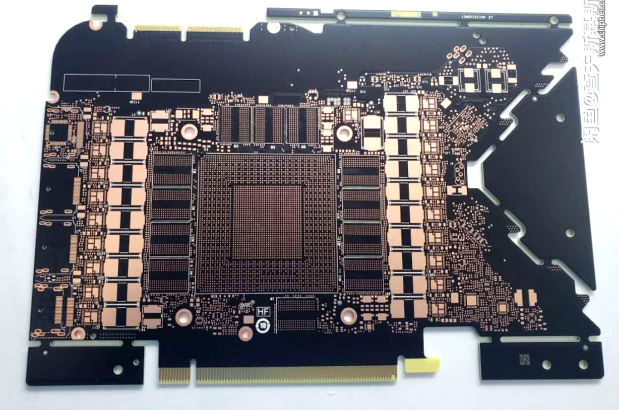 NVIDIA GeForce RTX 3090, il piccolo PCB in foto