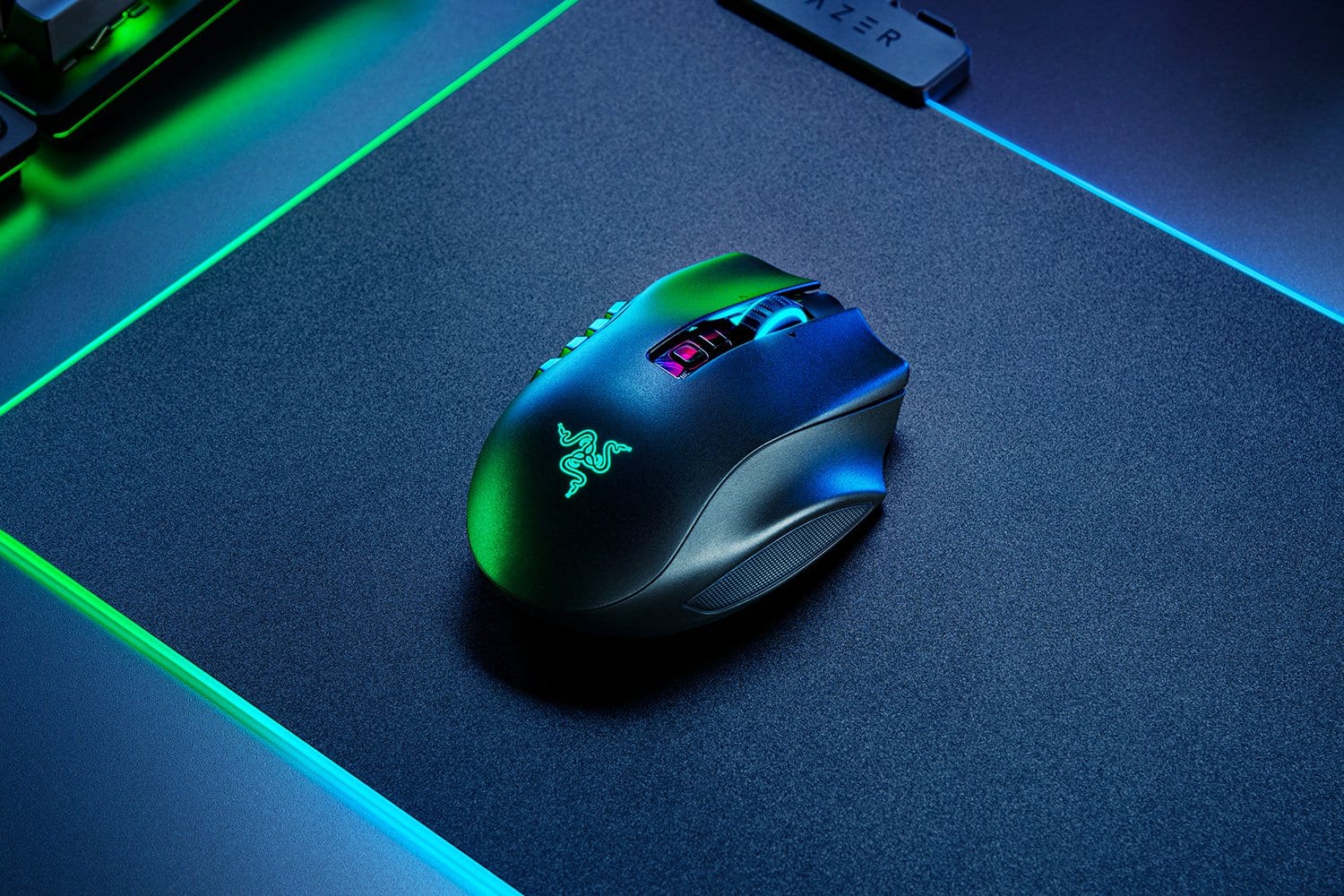 Razer Naga Pro – Mouse Wireless con tre pannelli laterali intercambiabili