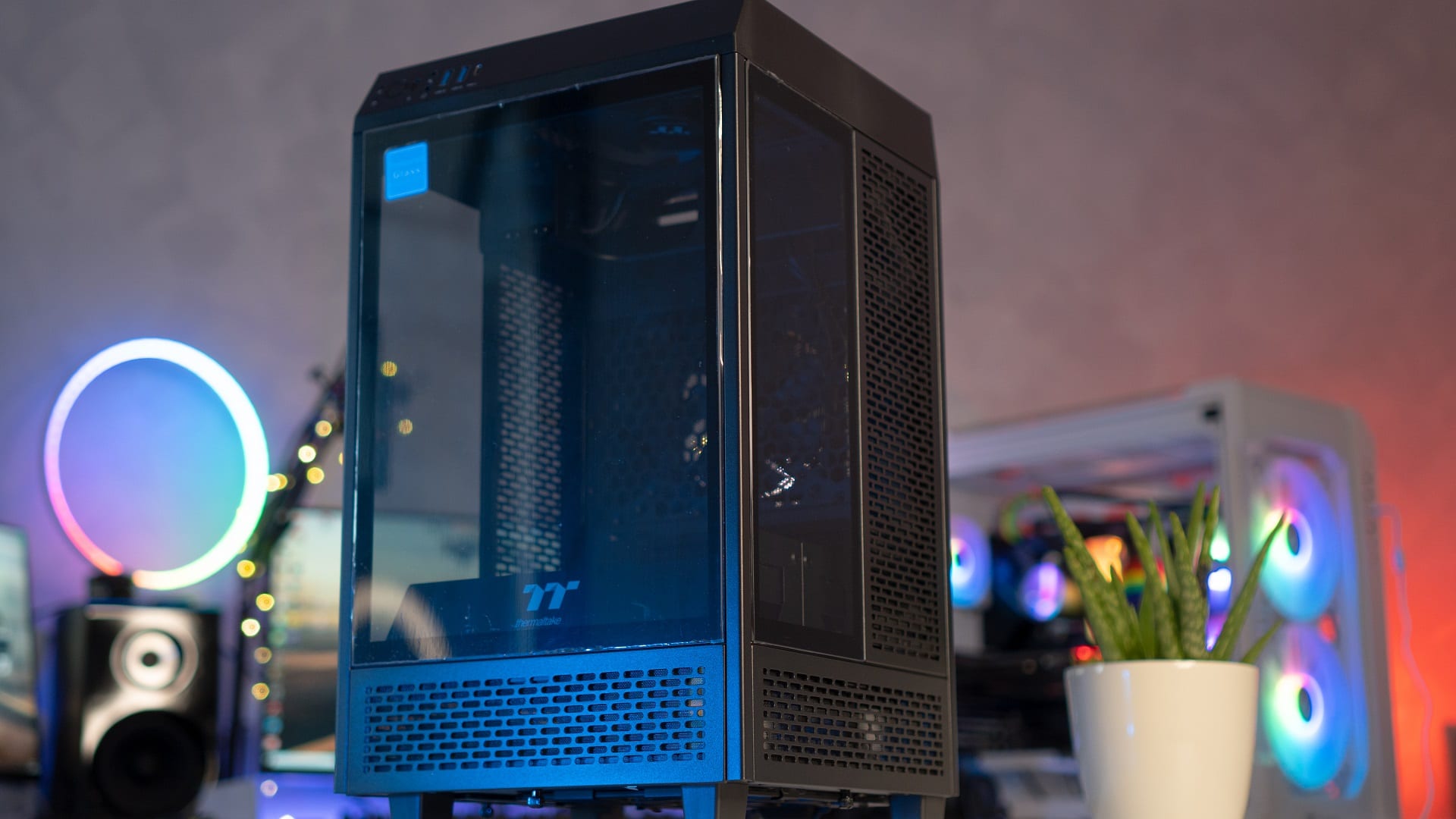 Thermaltake The Tower 100 Case Mini-ITX – Recensione