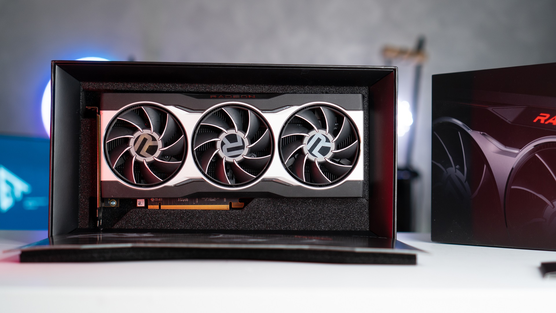 AMD Radeon RX 6800 – Recensione