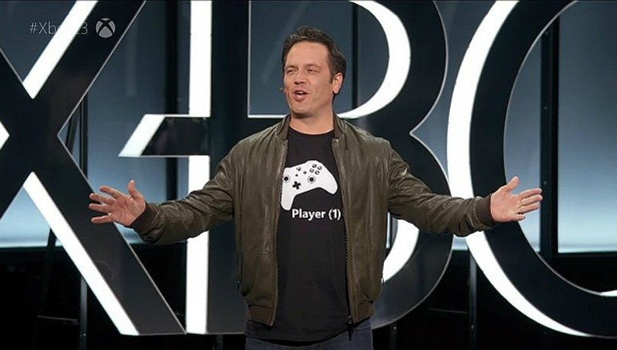 Phil Spencer critica Sony per essere arrivata tardi sul mercato PC