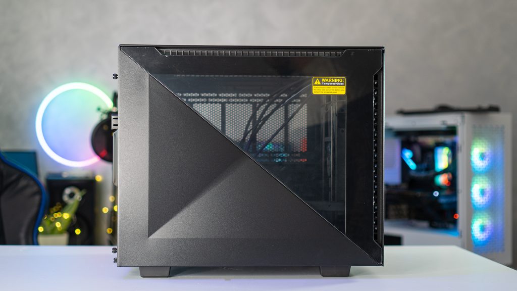 Thermaltake Divider 200 TG Recensione 3 1