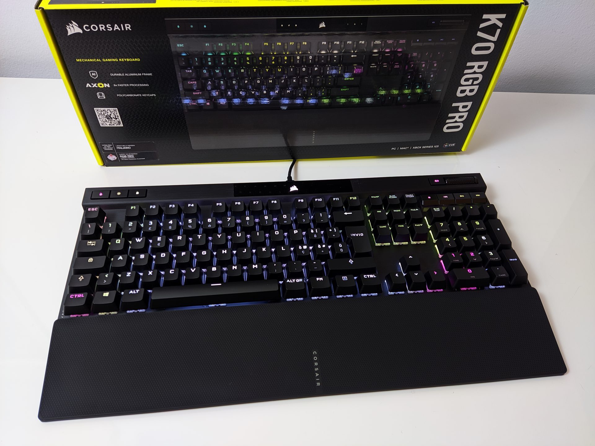 CORSAIR K70 RGB PRO Recensione 28