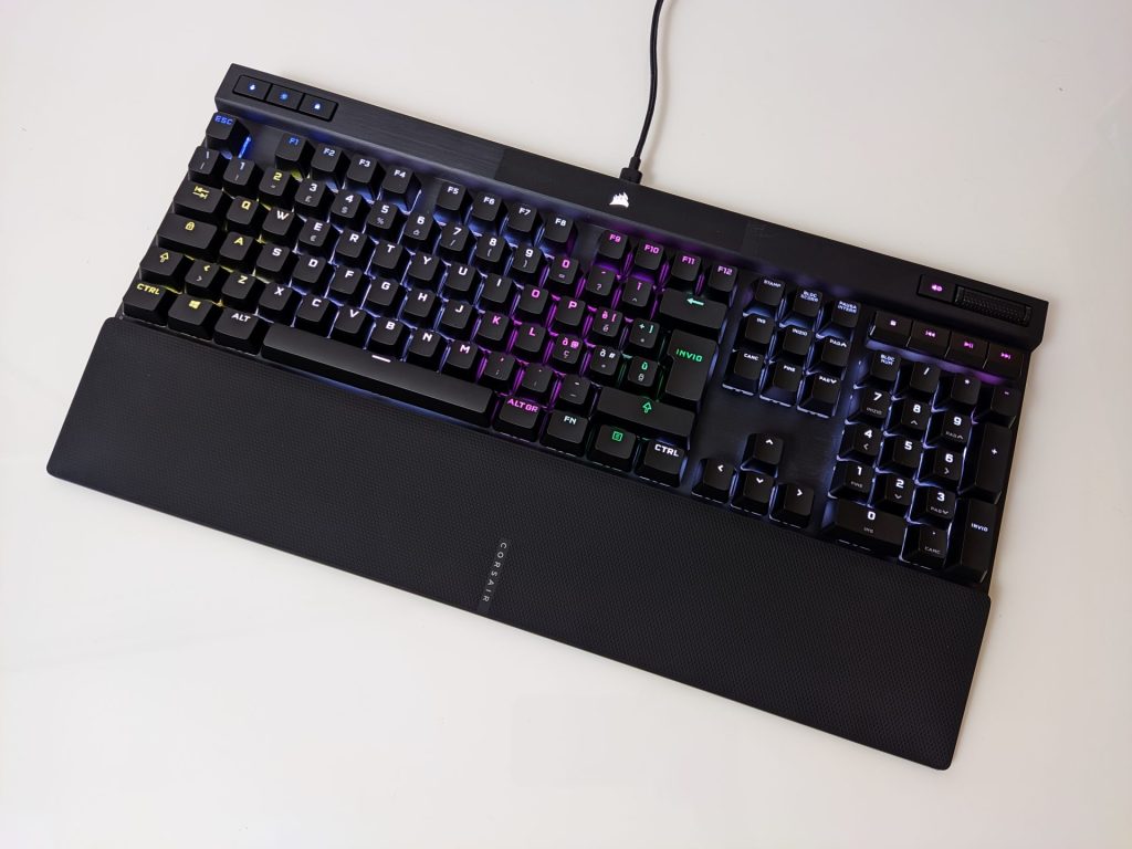 CORSAIR K70 RGB PRO Recensione 35