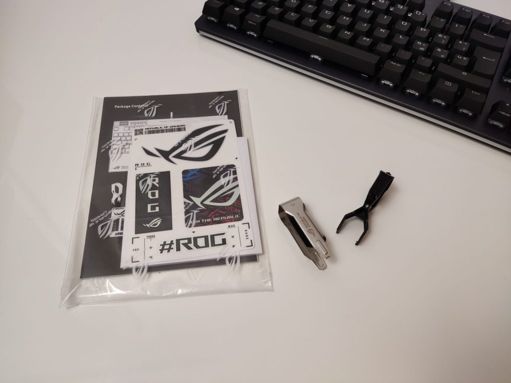 ASUS ROG Strix Flare II Animate Tastiera Recensione4