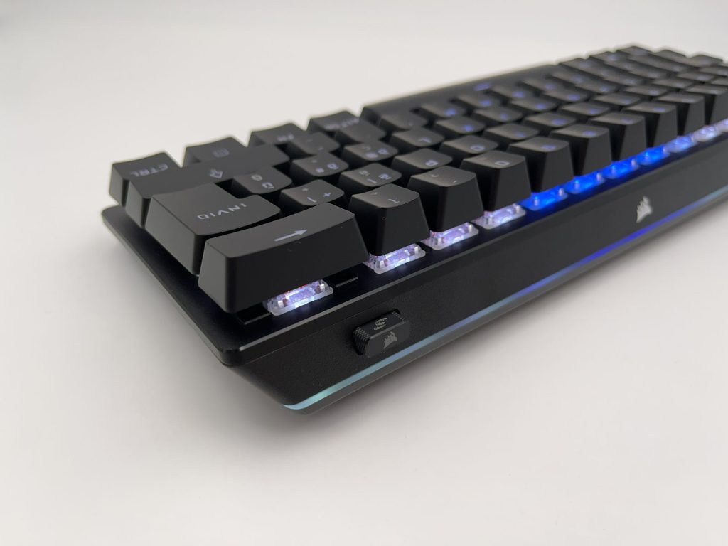 Corsair K70 PRO Mini Wireless Recensione15