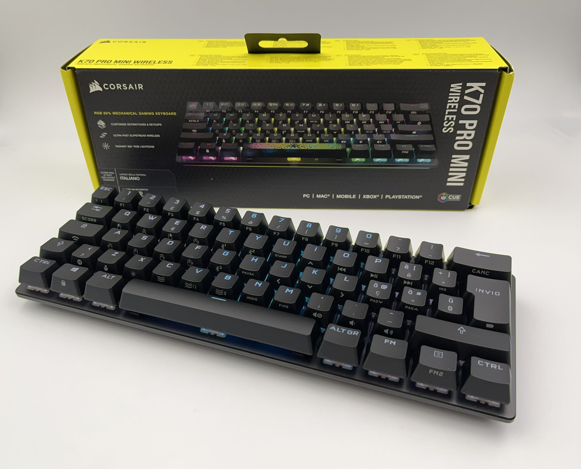 Corsair K70 PRO Mini Wireless Recensione6