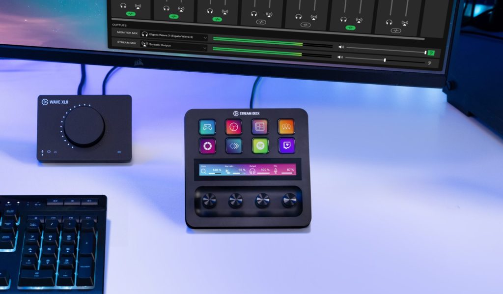 Stream Deck Lifestyle Shot 17