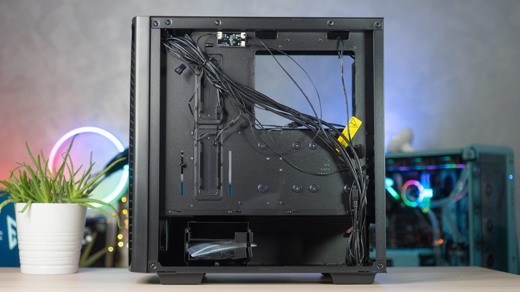 DeepCool CK560 Case Recensione11