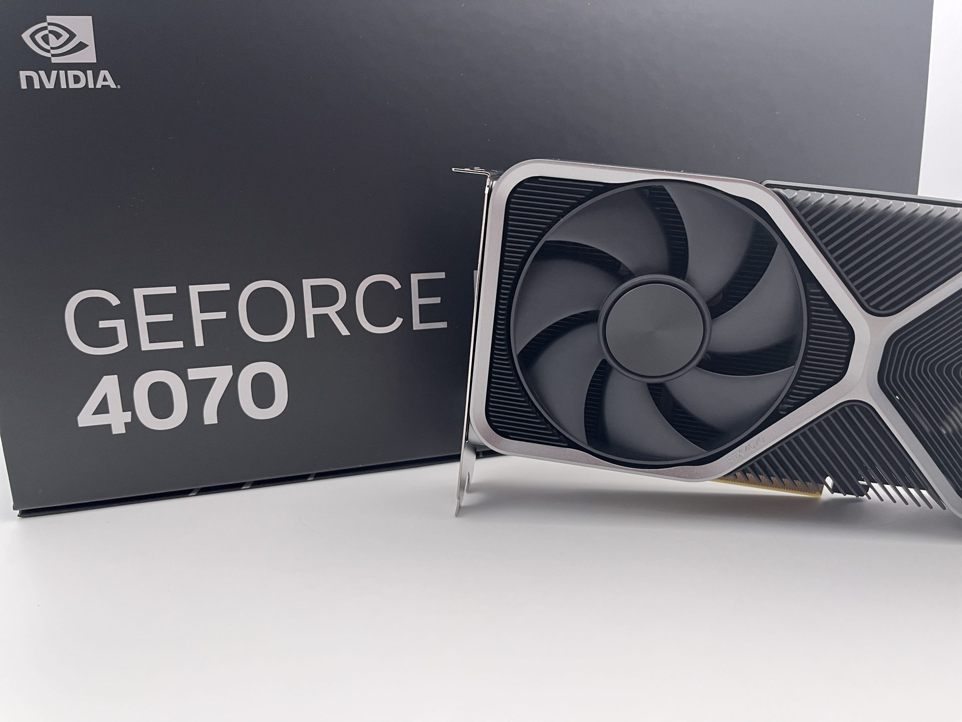 GeForce RTX 4070 Recensione12