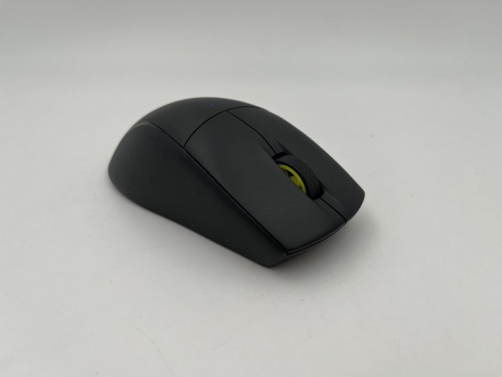 Corsair M75 Air Wireless Recensione5