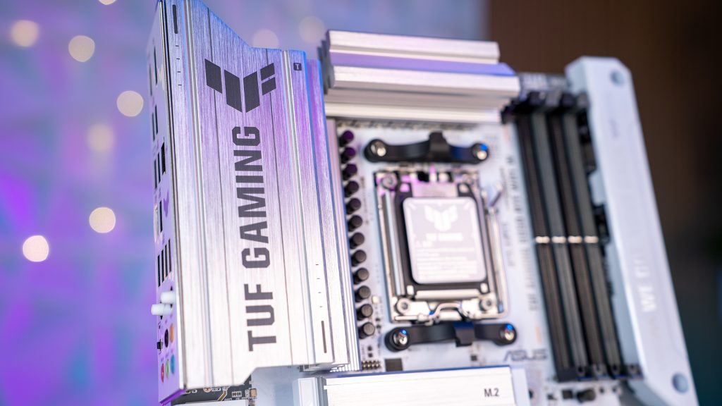 ASUS TUF Gaming B850 BTF WIFI Recensione6