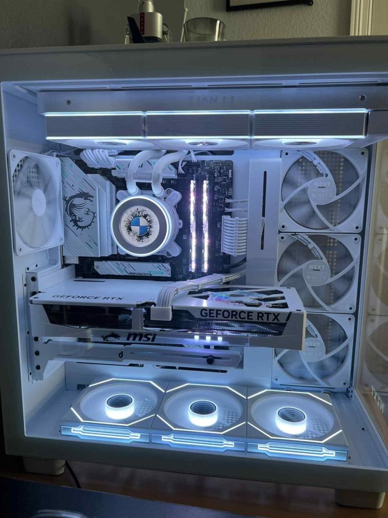 Build #3 %22The White Knight%22 di Egor 1