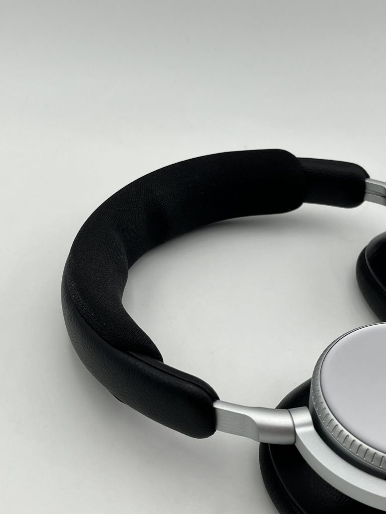 Beoplay H100 recensione9