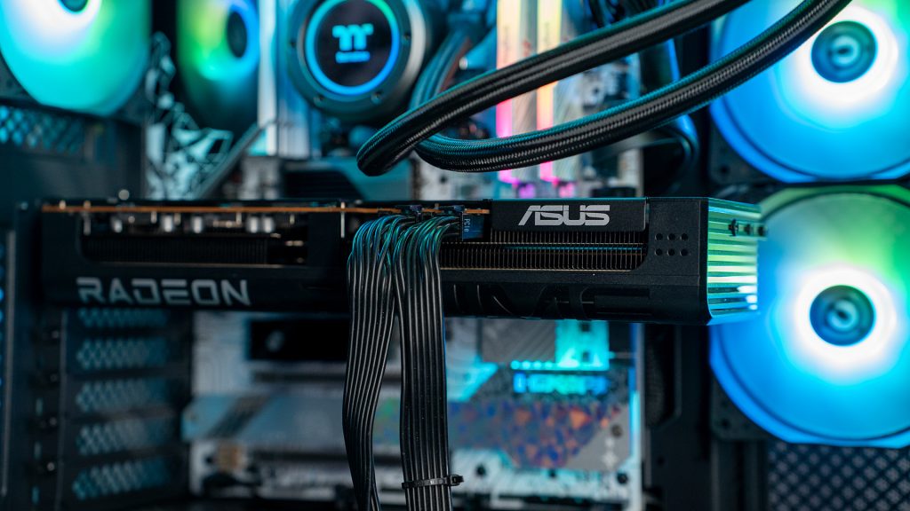 Recensione ASUS Radeon RX 9600 XT Prime9