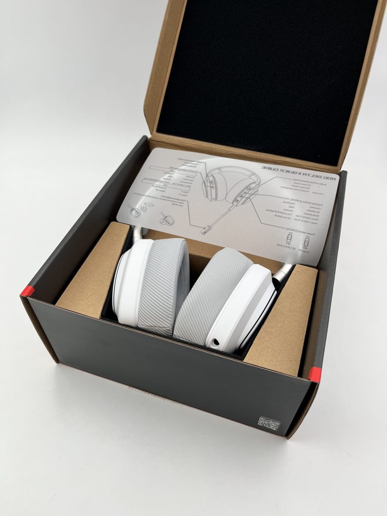 Recensione ROG Delta 2 White2
