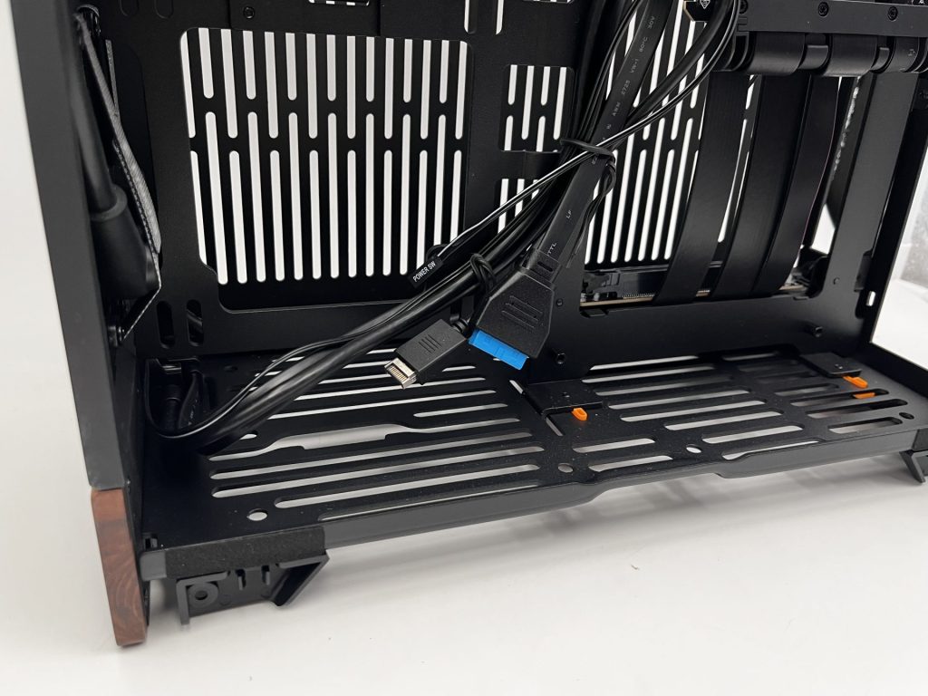 fractal design terra10