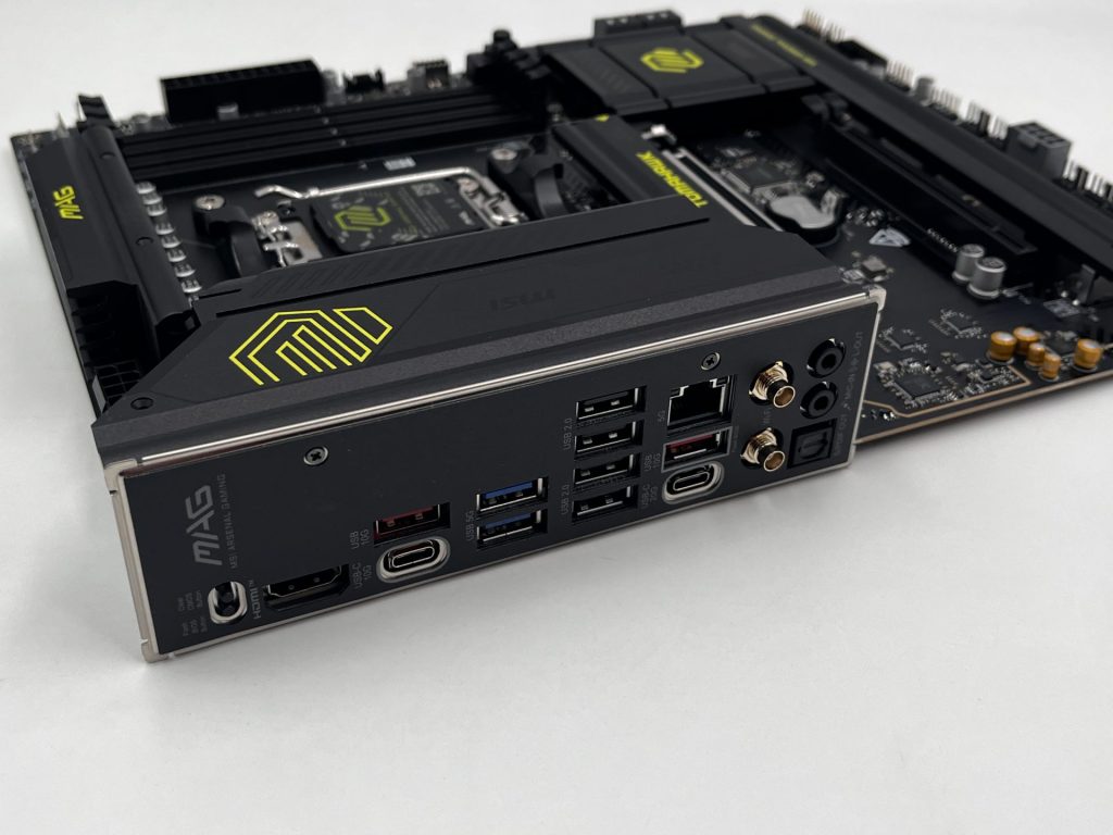 MSI MAG B850 TOMAHAWK WIFI recensione10
