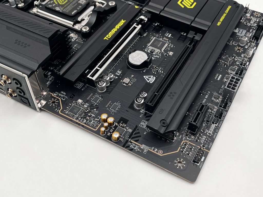 MSI MAG B850 TOMAHAWK WIFI recensione11
