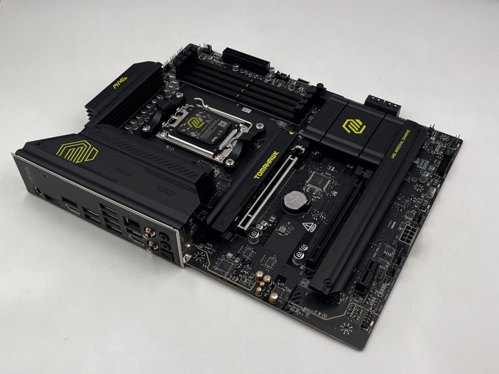 MSI MAG B850 TOMAHAWK WIFI recensione12